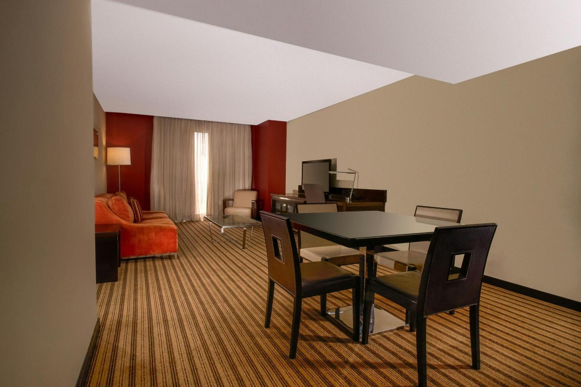 Renaissance Caracas La Castellana Hotel Екстер'єр фото