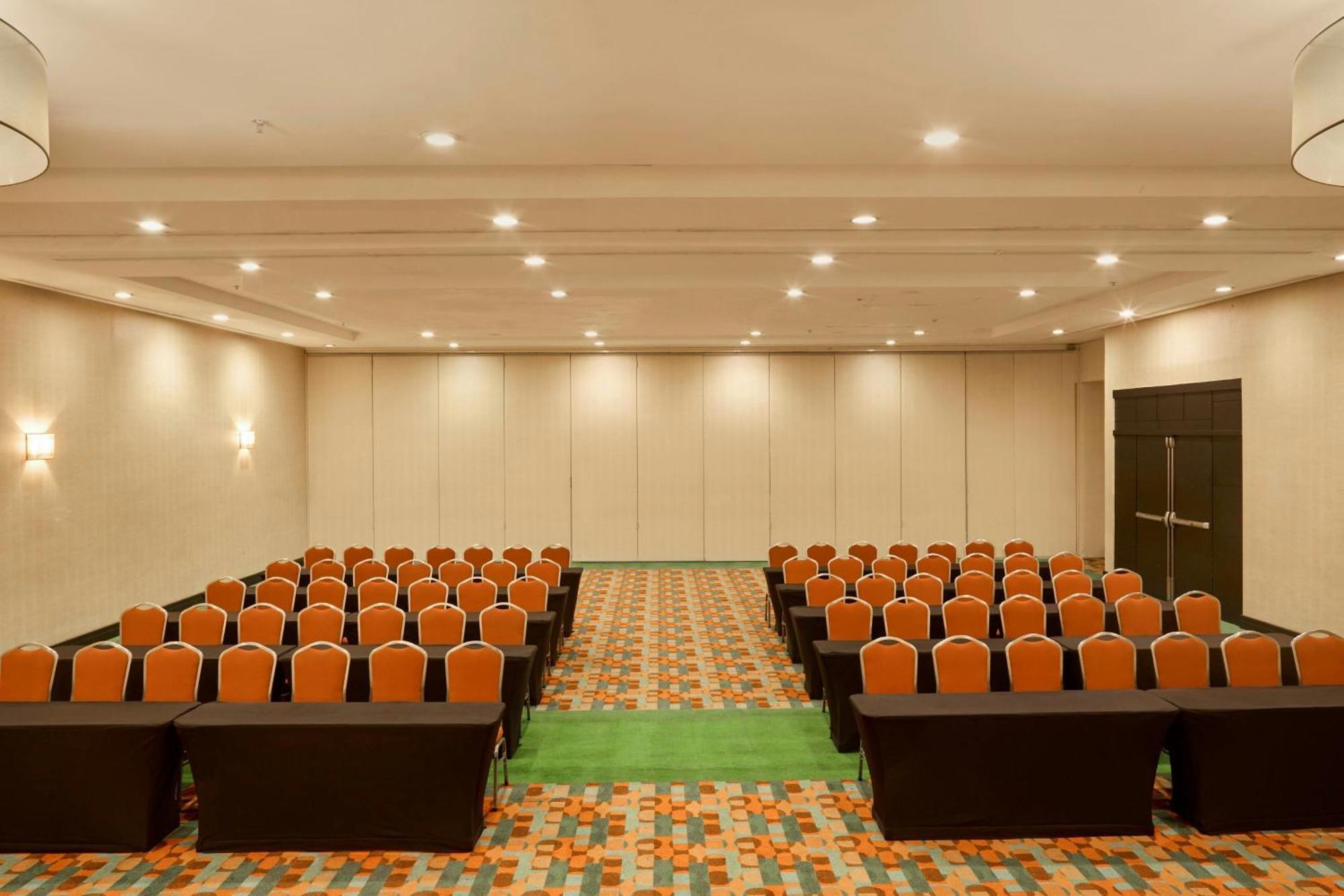 Renaissance Caracas La Castellana Hotel Екстер'єр фото